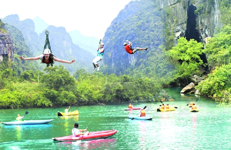 bay cùng zipline