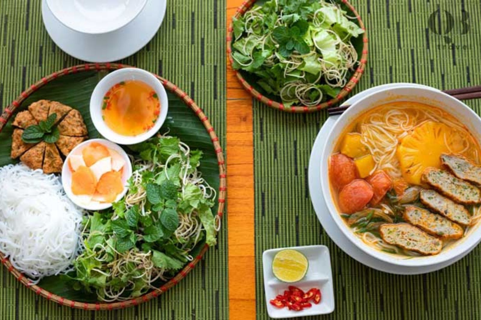 Top 15 Nhà hàng Quảng Bình nổi tiếng: Hương vị khó quên 13 Den-Phong-Nha-de-thuong-thuc-nhung-mon-an-dan-da-dia-phuong