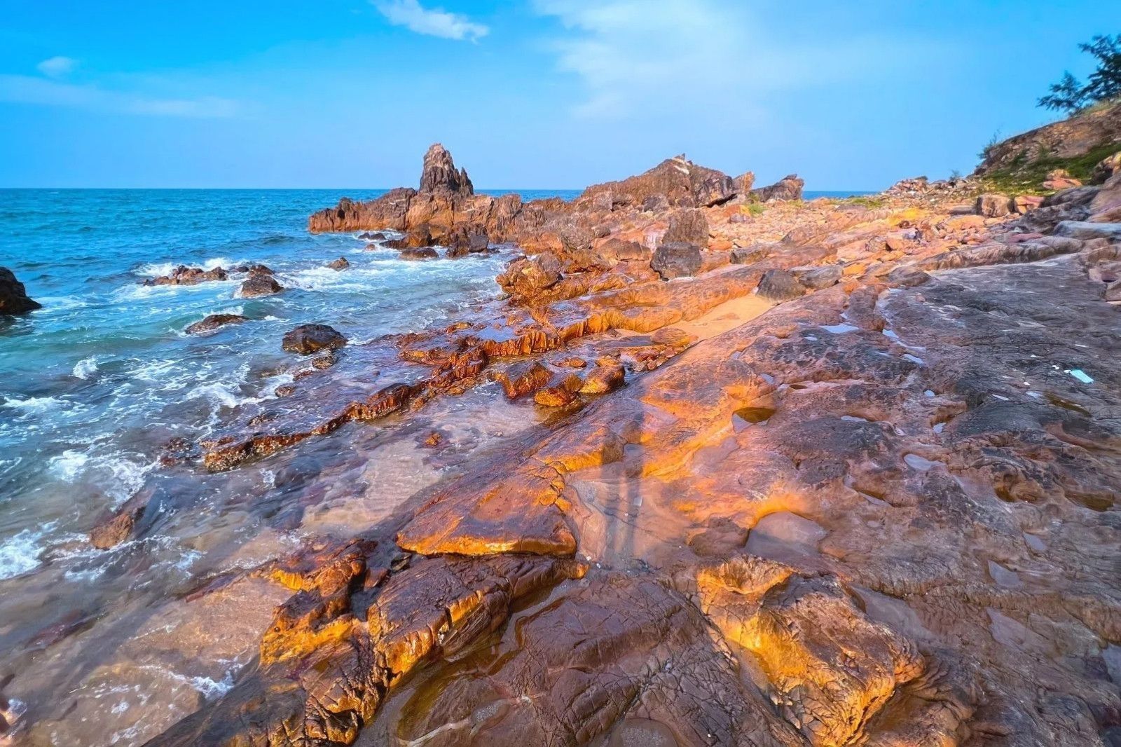 Top 5 bãi biển Quảng Bình đẹp nhất du khách không thể bỏ lỡ 7 Bai-bien-da-nhay