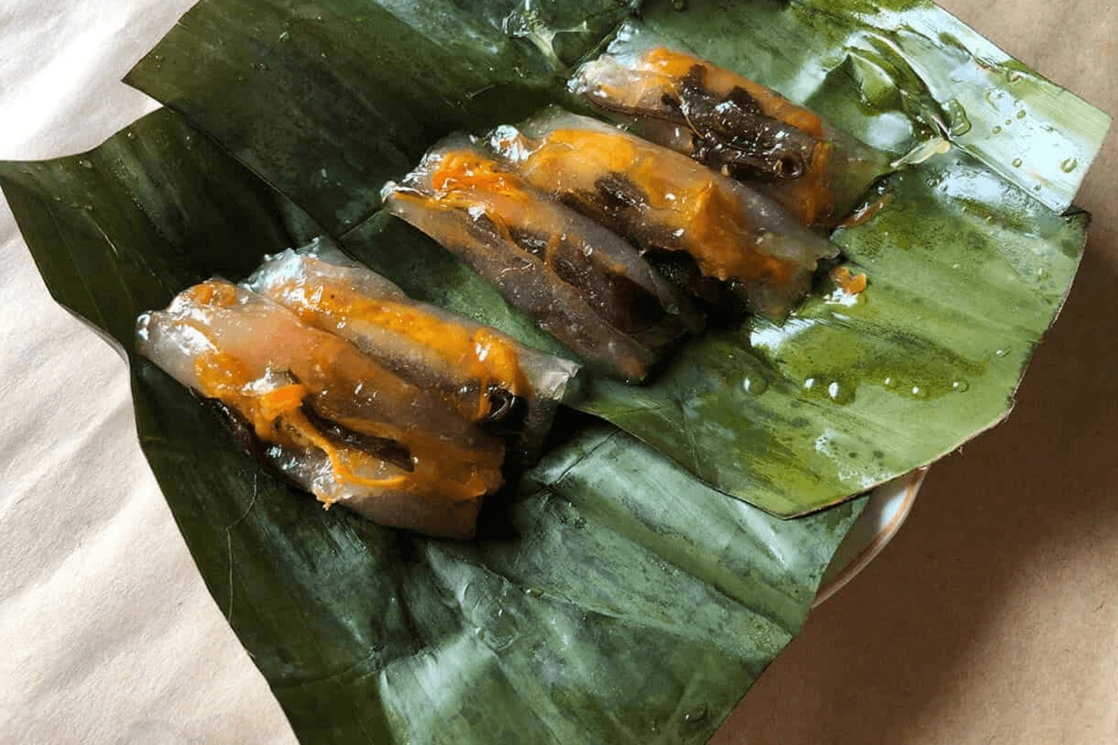 Top 10+ món đặc sản Quảng Bình nổi tiếng làm say đắm du khách 14 Banh-bot-loc-huong-vo-dac-trung-cua-xu-quang