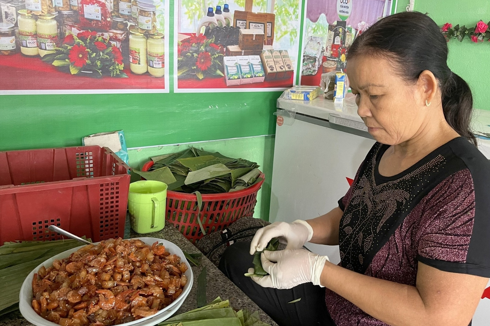 Bánh lọc Quảng Bình - Nét chấm phá trong văn hóa ẩm thực xứ Quảng 8 Phan-nhan-banh-duoc-nem-nem-dam-da