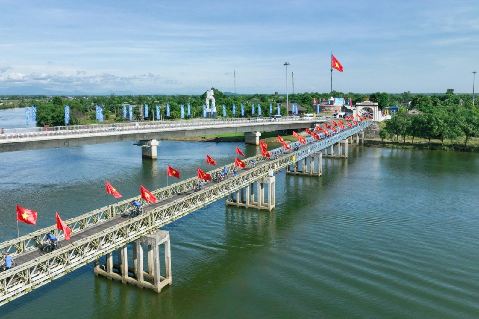 Cầu Hiền Lương - Sông Bến Hải