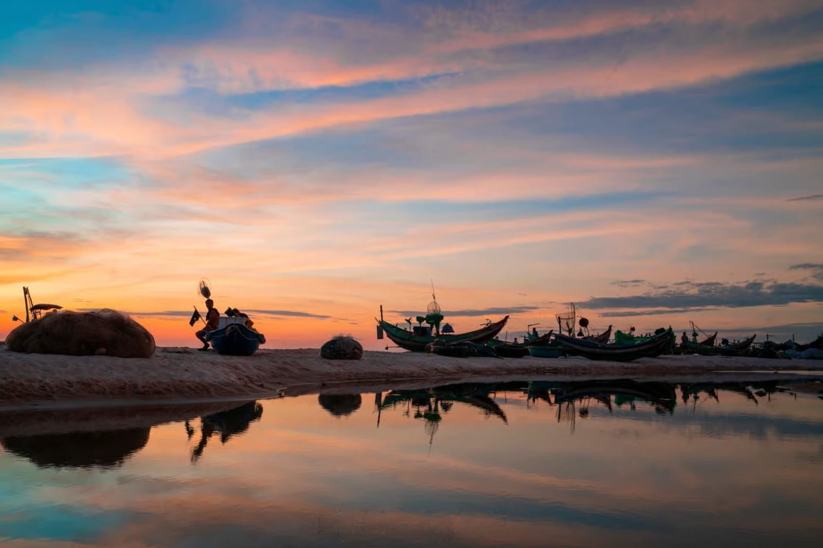 Top 7 bãi biển đẹp nhất Quảng Bình 18 Đến Quảng Bình để chiêm ngưỡng những bãi biển đẹp mê hồn