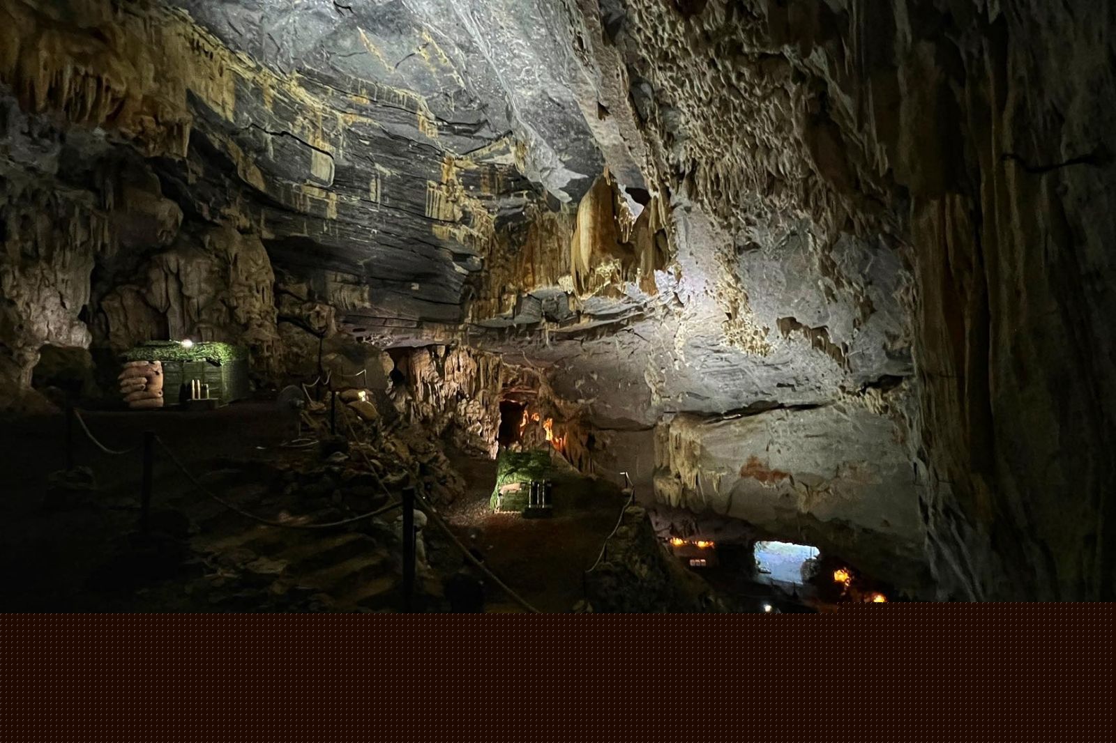 Hang Chỉ Huy là di tích lịch sử thiêng liêng 